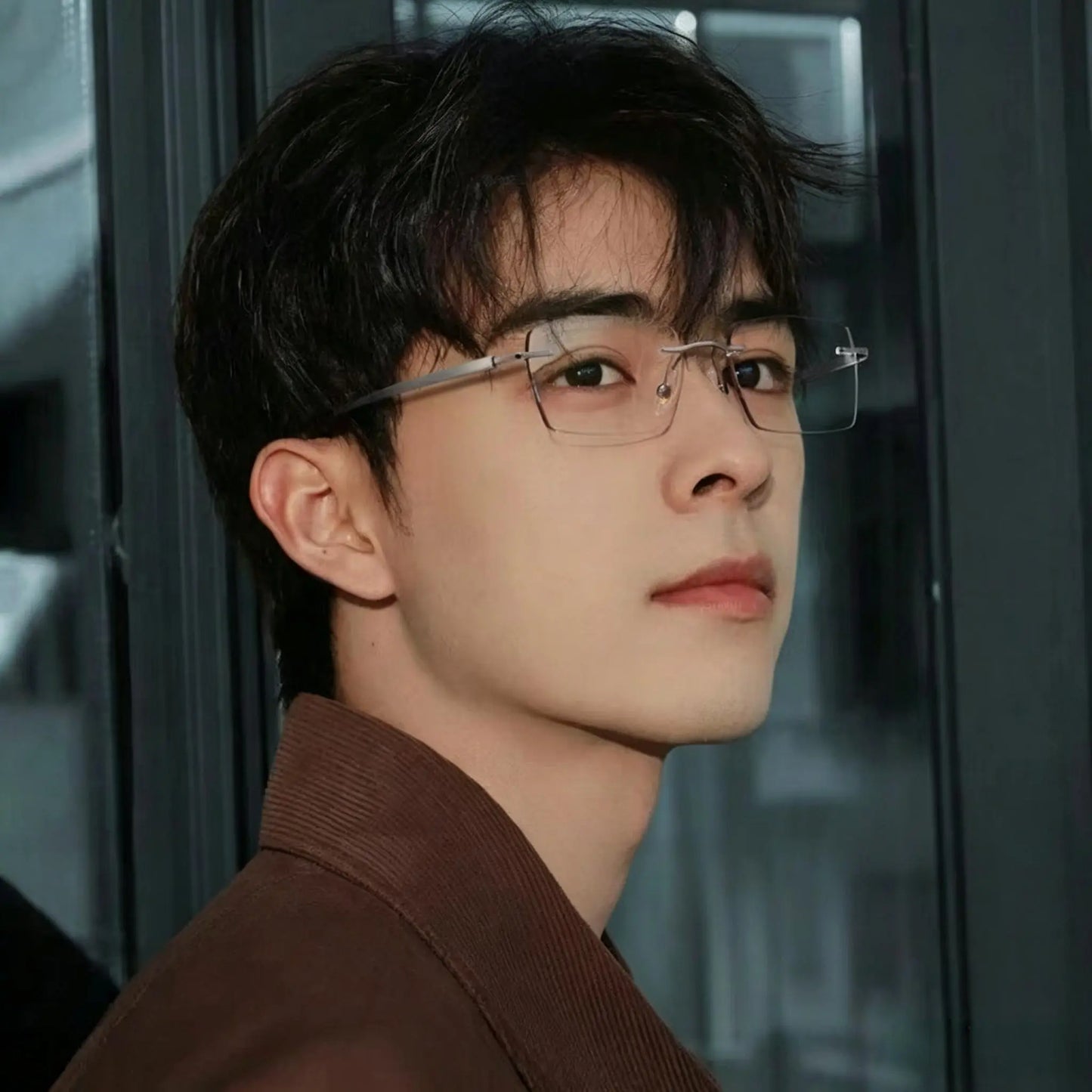 Modern Executive Reading Glasses, Lightweight Metal Frame with Flexible Spring Hinges, Designed for Extended Focus